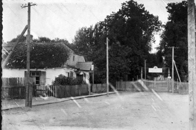 Містечко у Волинському воєводстві 90 років тому. ФОТО