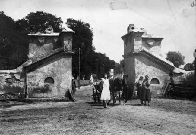 Містечко у Волинському воєводстві 90 років тому. ФОТО