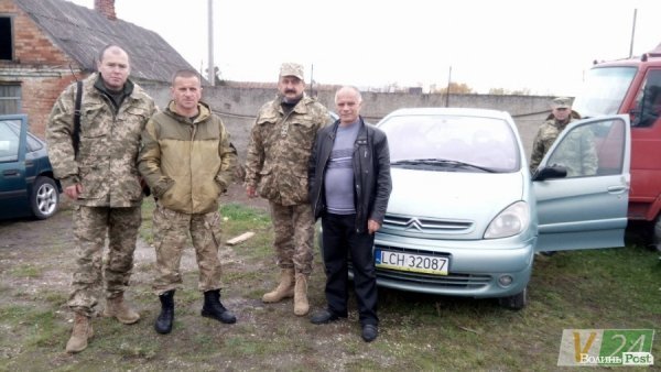 На Волині військовим передали конфіскат – машини і мобілки. ФОТО