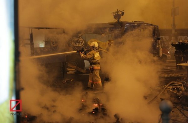 На Майдані горіла барикада. ФОТО