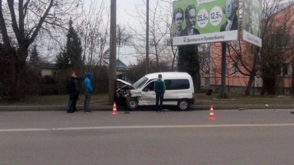 Суд залишив водійські права винуватцю потрійної ДТП