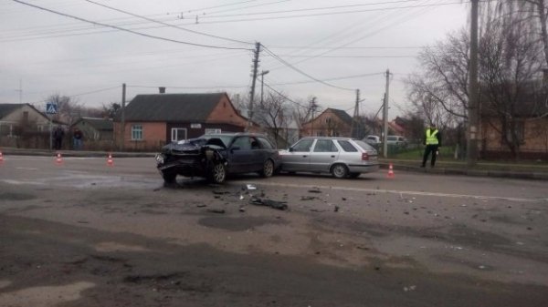 Суд залишив водійські права винуватцю потрійної ДТП