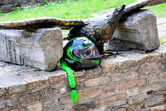 Леді на мотоциклах: у Луцьк приїхали байкерки з декількох країн. ФОТО