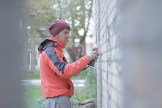 Художник із Луцька розмалював стіни у Санкт-Петербурзі. ФОТО