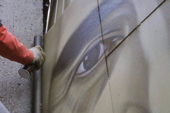 Художник із Луцька розмалював стіни у Санкт-Петербурзі. ФОТО