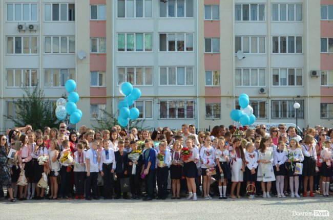 Під гаслом «Вперше»: луцька школа №27 відкрила свої двері. ФОТОРЕПОРТАЖ