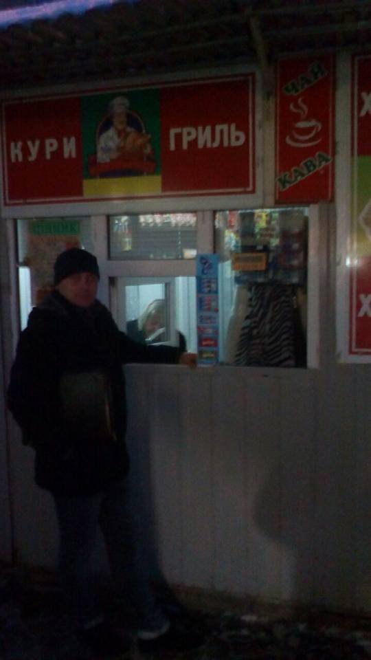 Луцький кіоск попався на продажі «забороненого» алкоголю