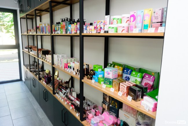 «Світ краси»: у Луцьку відкрили магазин якісної косметики та вишуканих аксесуарів*