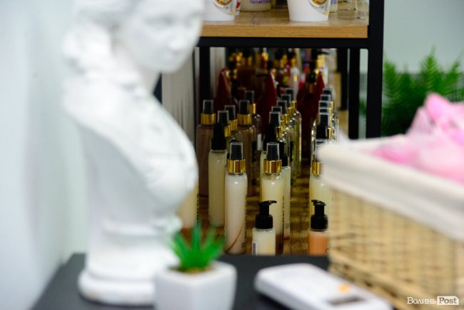 «Світ краси»: у Луцьку відкрили магазин якісної косметики та вишуканих аксесуарів*