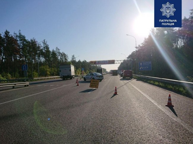 Неподалік Борисполя – моторошна автотроща: 6 людей загинули, багато травмованих. ФОТО