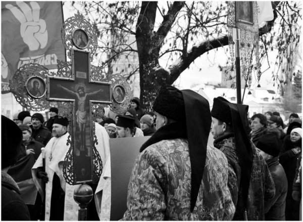 «Євронеділя» в Луцьку: віче, хода та панахида. ФОТО