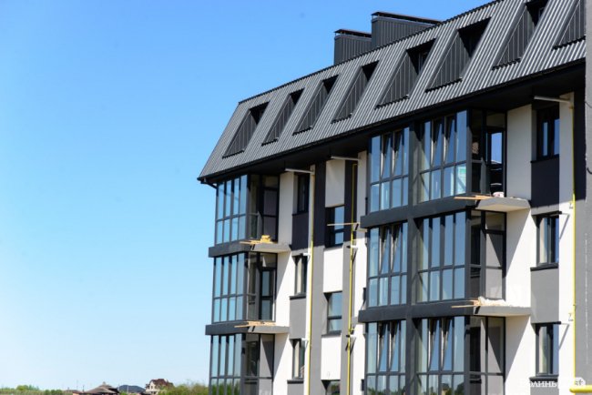 Здача нового будинку і озеленення території: затишне і сучасне житло у ЖК «Західний Олімп» під Луцьком*