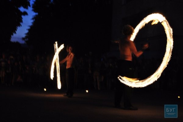 День міста у Володимирі-Волинському закінчився незвичайним фаєр-шоу. ФОТО