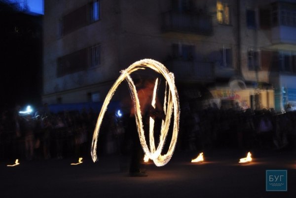 День міста у Володимирі-Волинському закінчився незвичайним фаєр-шоу. ФОТО