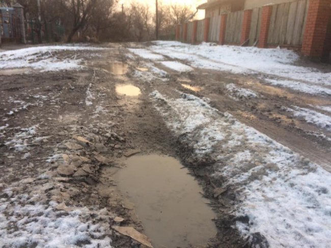 Люди чекали 30 років: на одній із вулиць Луцька відремонтували дорогу. ФОТО