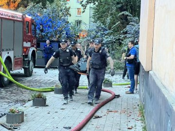 Ракета влучила в житловий будинок у Львові: є загиблі і поранені