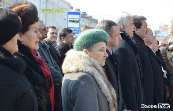 У Луцьку Шевченка вшанували спільним виконанням «Заповіту»