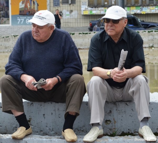 Луцьк вийшов на віче - захищати мову. ФОТО