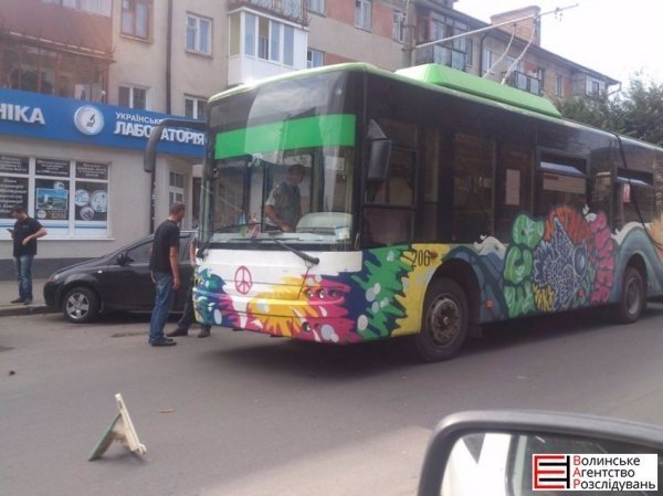 ДТП у Луцьку: зіткнулися три авто. ФОТО