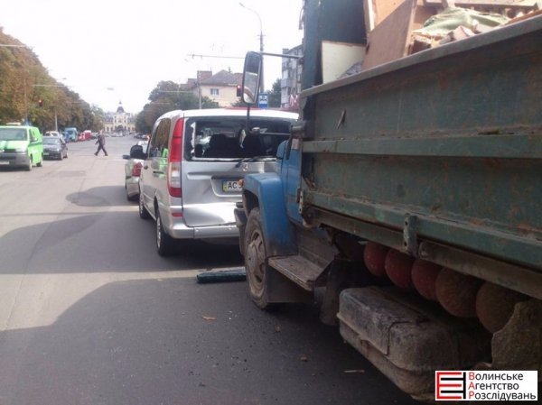 ДТП у Луцьку: зіткнулися три авто. ФОТО