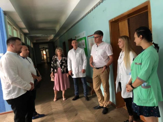 Волинська лікарня отримала найсучаснішу у світі офтальмологічну систему. ФОТО