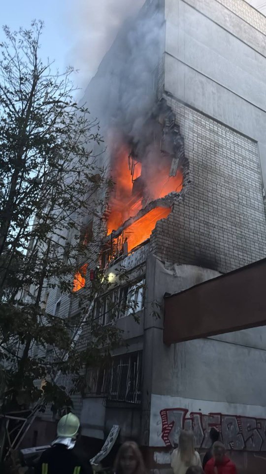 Вночі на Львів летіли 22 ракети, - Садовий