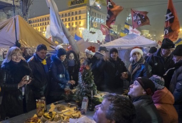 Як зустрічали Новий рік на Майдані у Києві. ФОТО