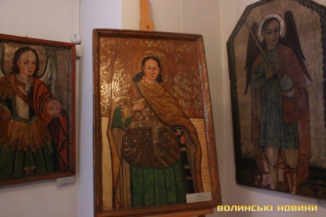 Святі воїни: у Луцьку відкрили виставку унікальних ікон