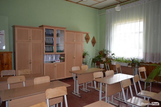 Добудуйте нашу школу: у районі на Волині навчальні заклади переповнені учнями