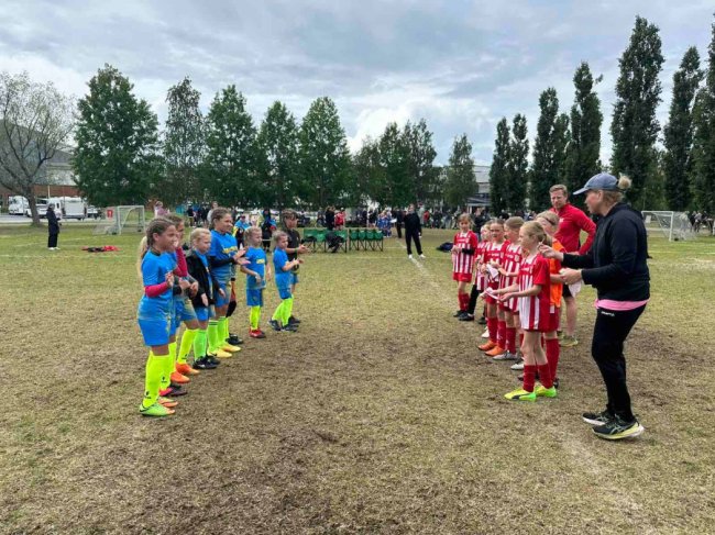 Дівчача футбольна команда з Луцька «Амазонка» підкорила Швецію