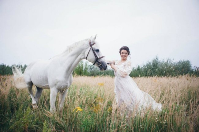 Неймовірно чуттєві знімки з весілля відомої луцької режисерки