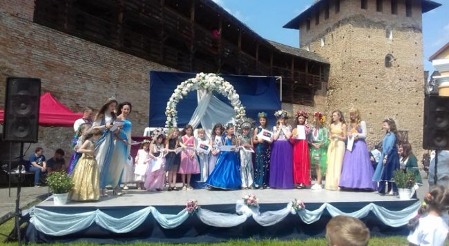 У Луцьку триває фестиваль-конкурс «Волинська княжна». ФОТО