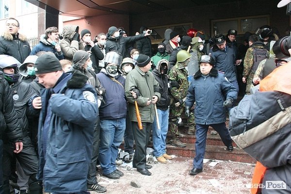 Штурм волинської міліції. ФОТО