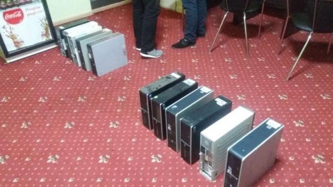 У Володимирі накрили два нелегальні гральні заклади