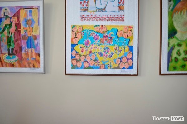 У Луцьку відкрили виставку на патріотичну тематику. ФОТО