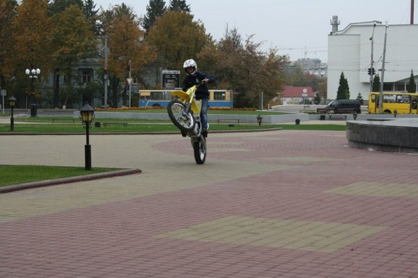 Волинському чемпіону з мотокросу – мотоцикл у подарунок. ФОТО