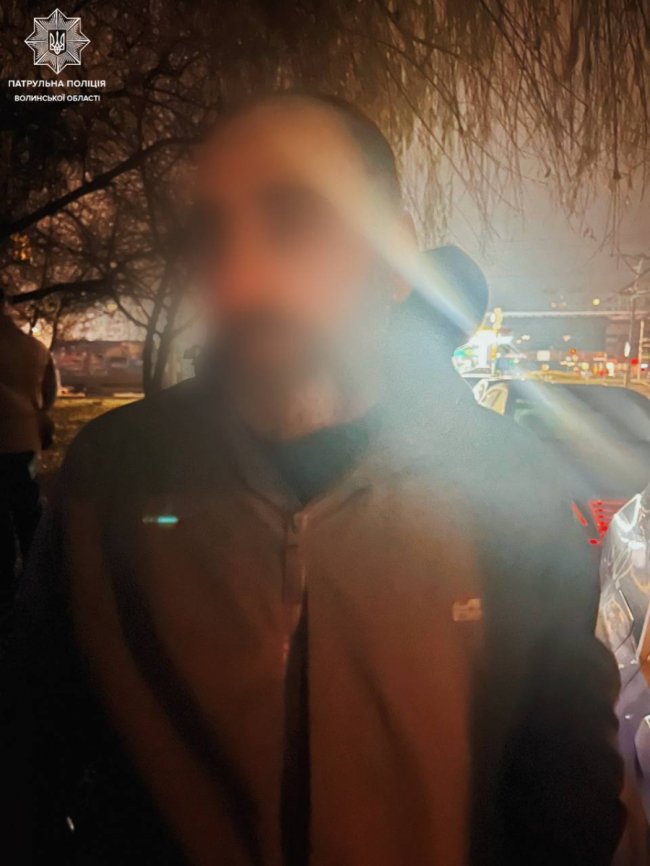 У Луцьку п'яний водій скоїв аварію та втік з місця події