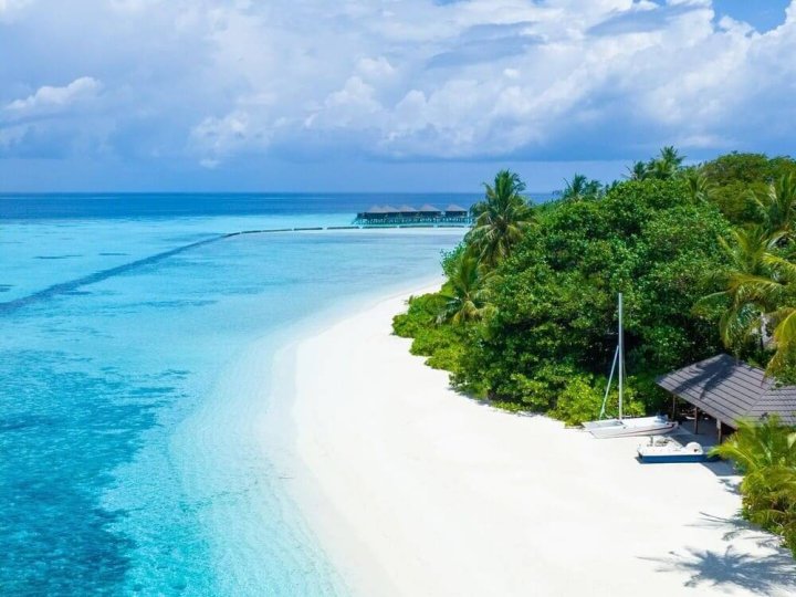 Чим зайнятися на Мальдівах восени 2025: поради турагенції