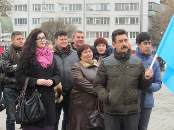 Кримські татари Волині провели акцію проти окупації Криму. ФОТО