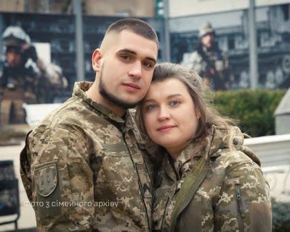 Познайомилися в черзі до ТЦК: подружжя військовослужбовців з Волині разом захищають Україну