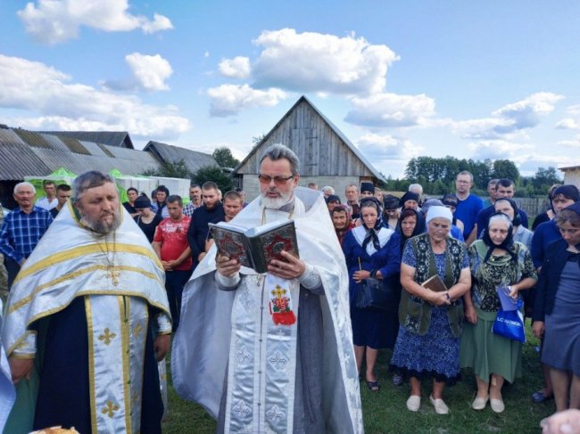«Після посту планували весілля»: на Волині попрощалися із загиблим учасником АТО. ФОТО