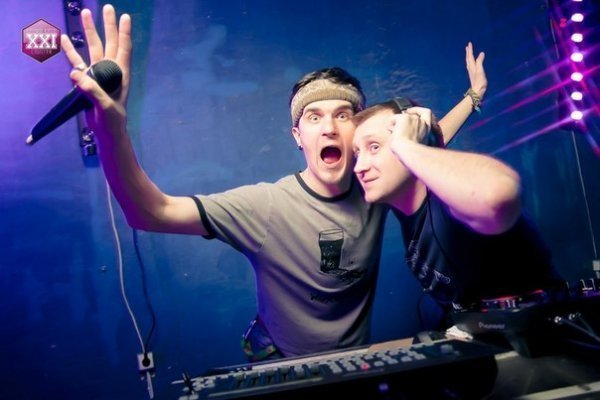 Фотовечірка в луцькому клубі