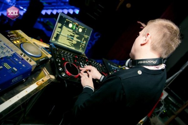 Фотовечірка в луцькому клубі