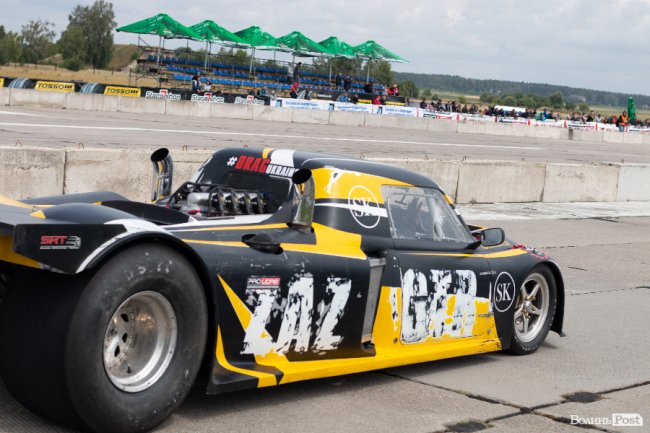 У Луцьку відбулися видовищні авто- і мотогонки. ФОТОРЕПОРТАЖ