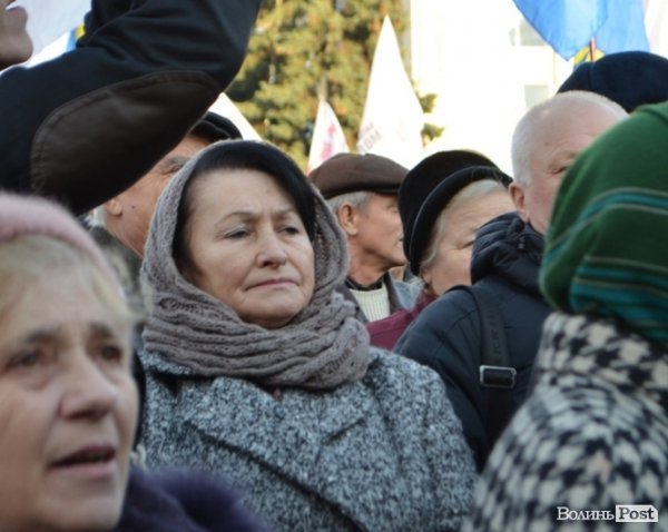 Народне віче Луцька вимагає відставки Войтовича та Клімчука. ФОТО. ВІДЕО