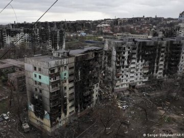 Окупанти планують розмінувати Маріуполь ціною життя українських полонених, – СБУ