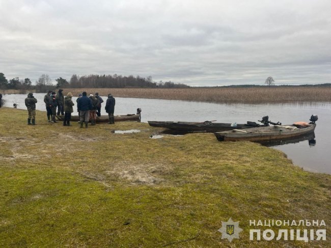 У пошуках зниклої дівчини на Волині прочесали вже 15 км лісу