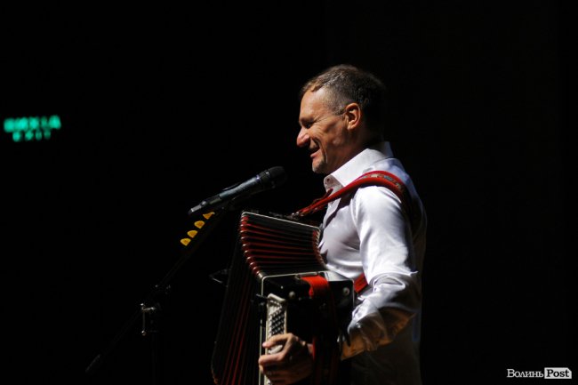 Олег Скрипка на благодійному концерті в Луцьку