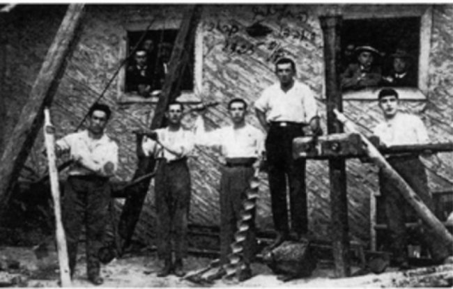 Євреї Олики на фотографіях 1920-1930-их років