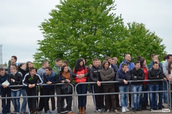 Під Луцьком визначили переможця з дрег-рейсінгу. ФОТО